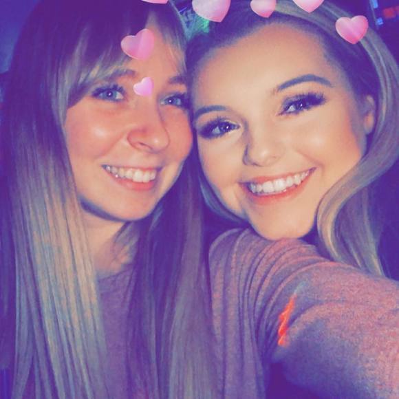 Meet your Posher, Brandi - Picture 1 of 1